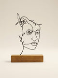 Escultura Aramada Flores Frontal — Arte de Casa